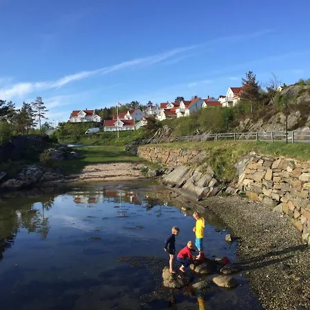 Stayplus Hytte Med Nydelig Utsikt Over Skjaergard Holiday home *