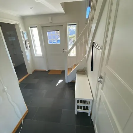 Stayplus Hytte Med Nydelig Utsikt Over Skjaergard Vakantiehuis *